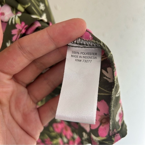🦋 Evri Green Pink Floral Short Sleeve Blouse 4X - Picture 3 of 8